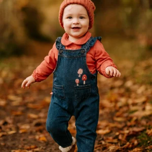 Completo salopette in denim con body