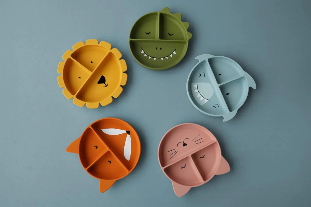 Piatto in silicone con suddivisioni e ventosa Mr. Shark - Trixie - immagine 5