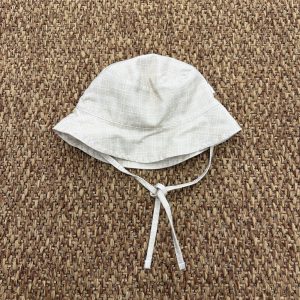 Cappello bimbi quadretti Petit Indi
