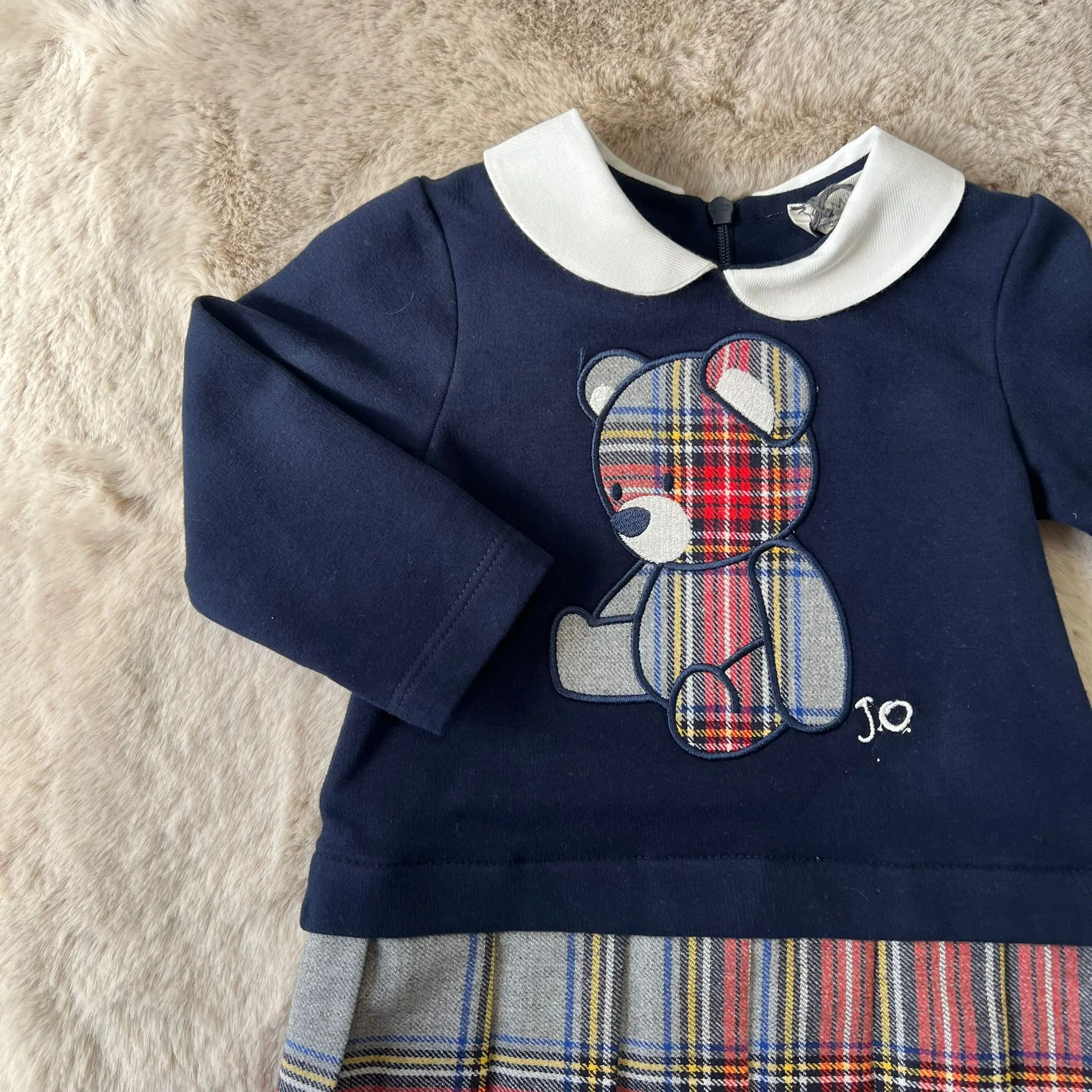 Abitino invernale scozzese bimba con Orsetto Jo Milano - dalla 9 alla 18 mesi - immagine 3